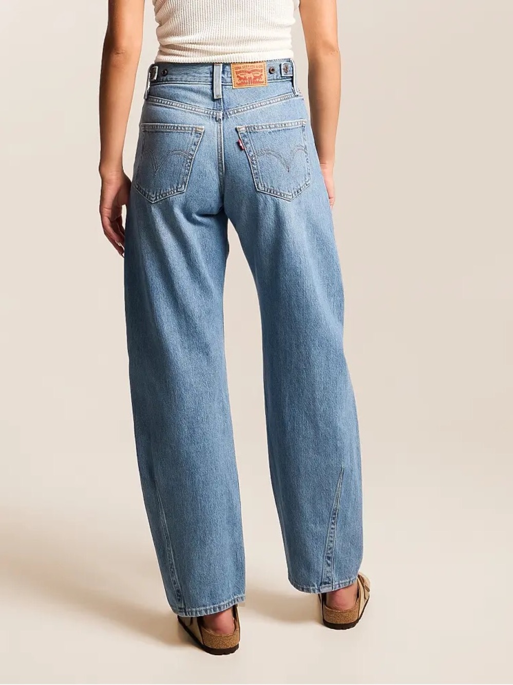 NWT Levi’s Cinch Barrel Jeans - Picture 3 of 16